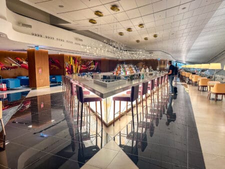 Etihad Business Lounge AUH featured